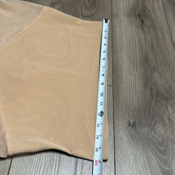 NWOT HoneyLove The SuperPower Short High Waist Mid Thigh Nude Shapewear Size 1X - Picture 6 of 11